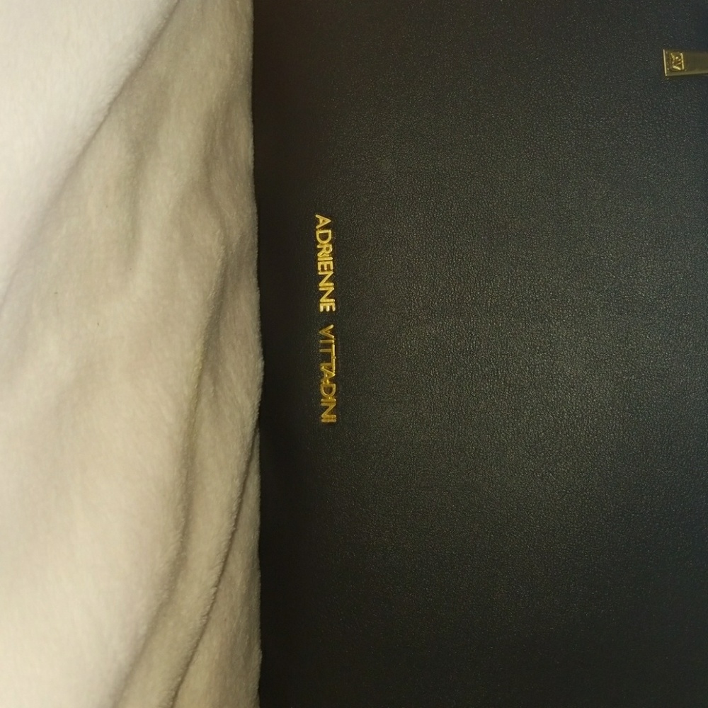Bag - Picture 2 of 4